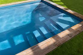 Pose de piscine sur mesure prête au bain Bandol Var 83