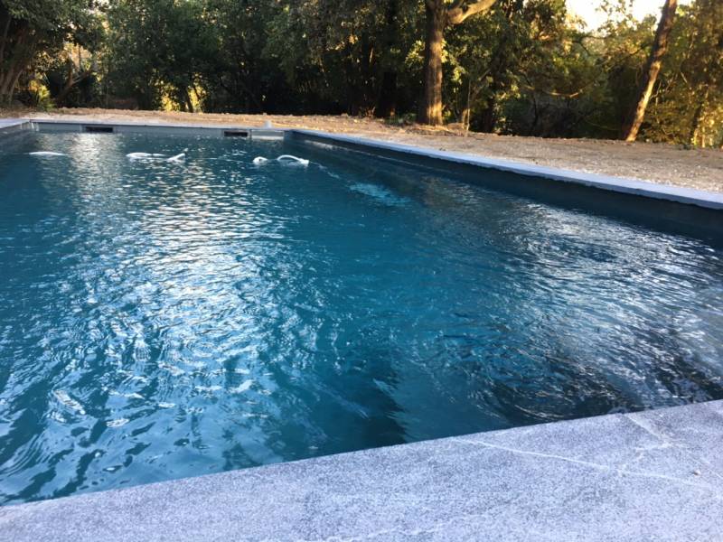 POSE PISCINE COQUE DANS LE VAR