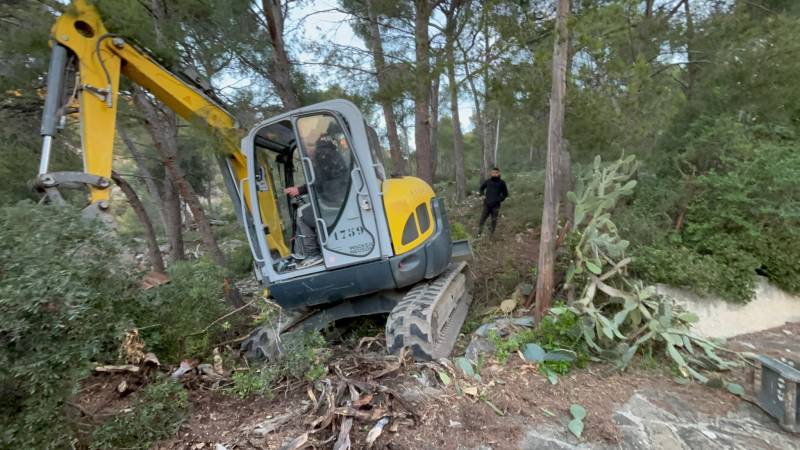 Installation piscine avec accès difficile var