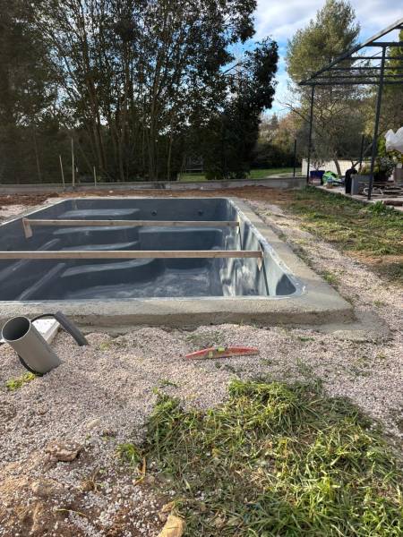 Entreprise pose piscine coque à aubagne