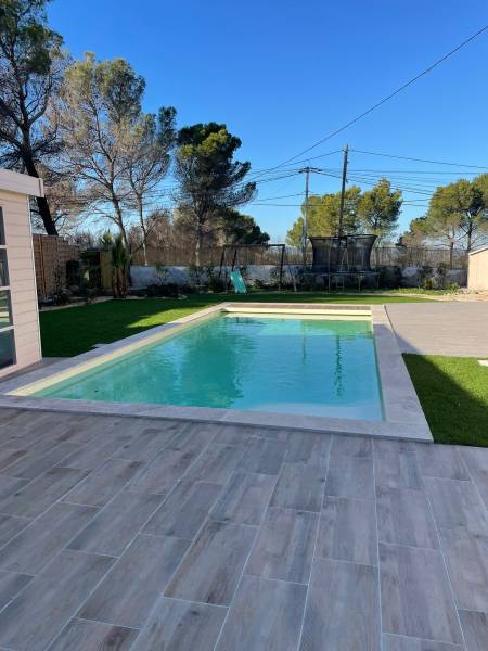 UNIQUE 8 AVEC RIDEAU IMMERGE